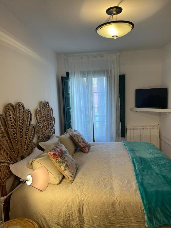 Apartamentos El Escudo Centro 리바데세야 외부 사진