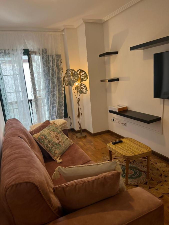 Apartamentos El Escudo Centro 리바데세야 외부 사진