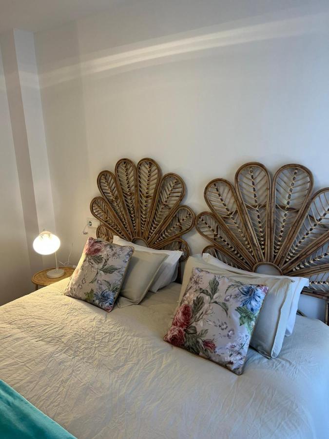 Apartamentos El Escudo Centro 리바데세야 외부 사진