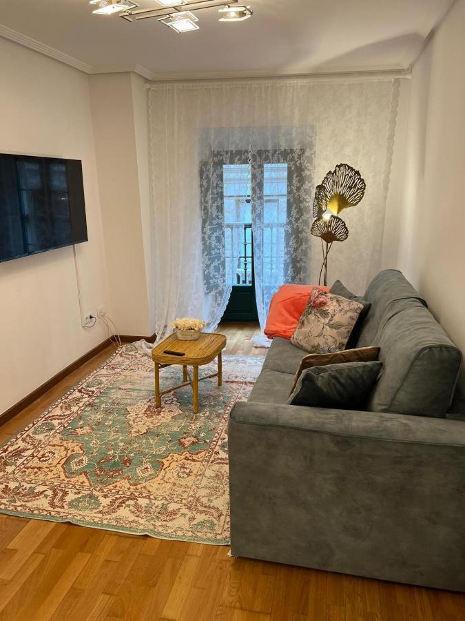 Apartamentos El Escudo Centro 리바데세야 외부 사진