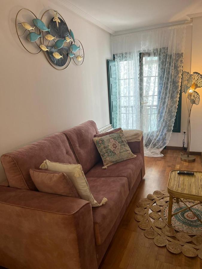 Apartamentos El Escudo Centro 리바데세야 외부 사진